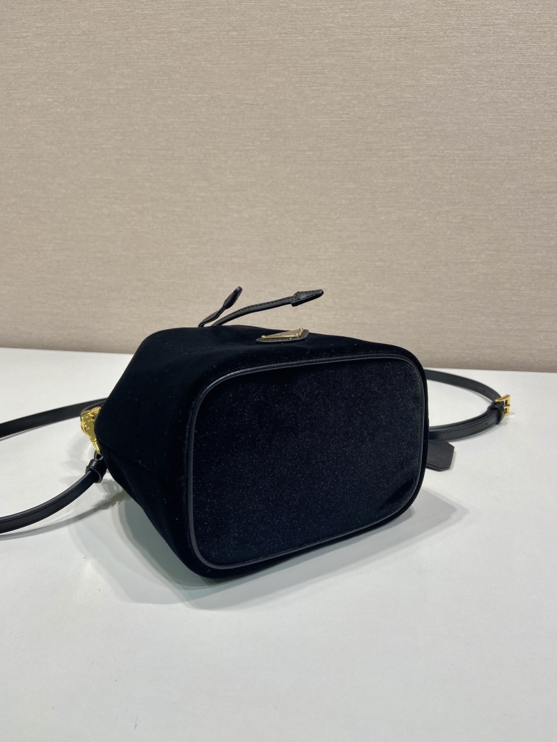 Pra*a bucket bags